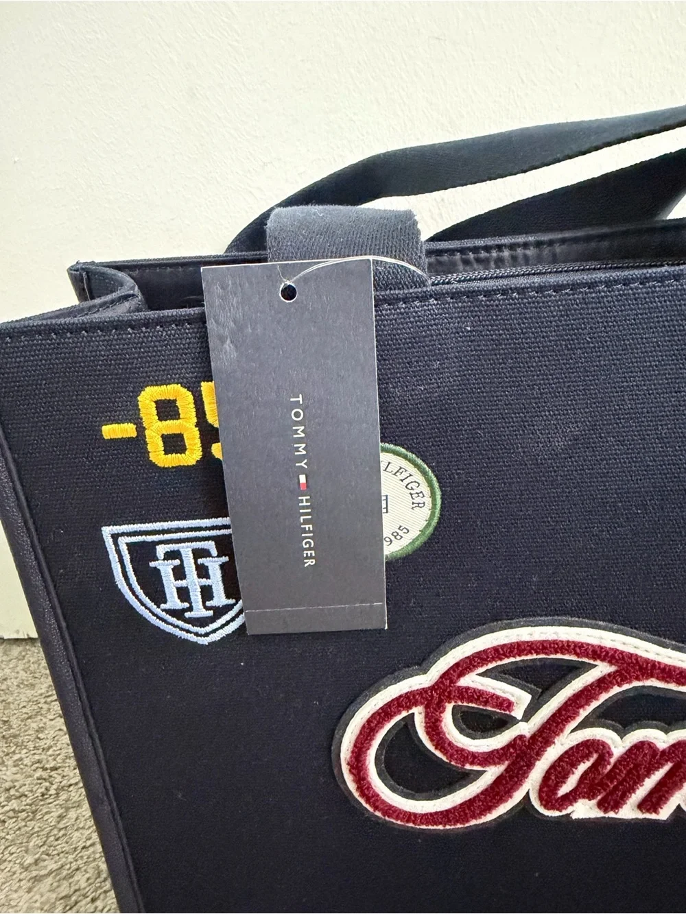 Tommy Hilfiger navy canvas